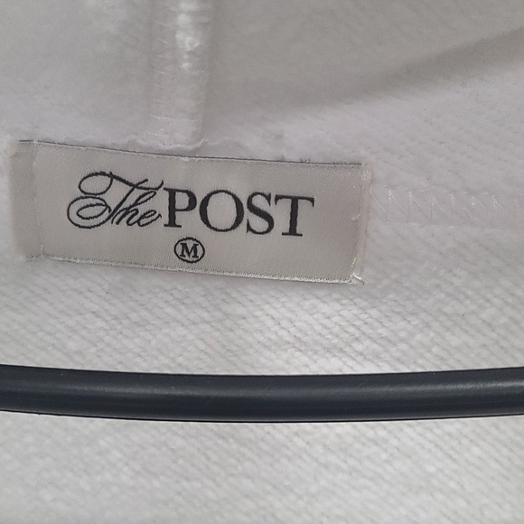 White Pullover Shirt With Side Slits Made By THE POST, Size M, NEW - Picture 2 of 6